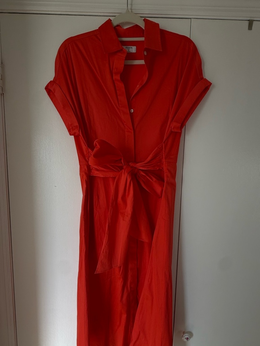 UNTUCKit - Picture 2 of 3